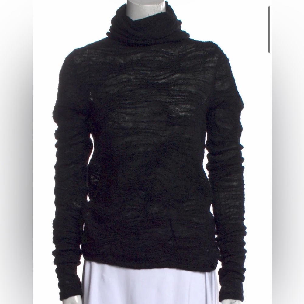 CHANEL  gray grey  textured Knit CC Logo turtleneck  Sweater 40 2011 runway
